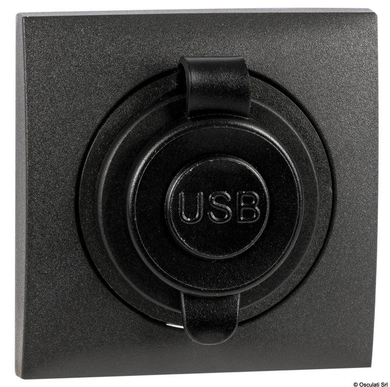 BERKER double USB A+C port 3+3A - foto originale Osculati Srl