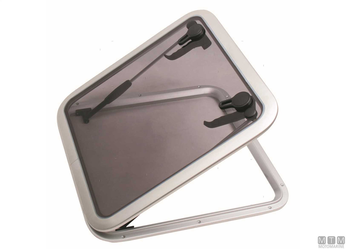 Square hatch MTM G-Type 271x271 mm in aluminium - original photo Motomarine Srl