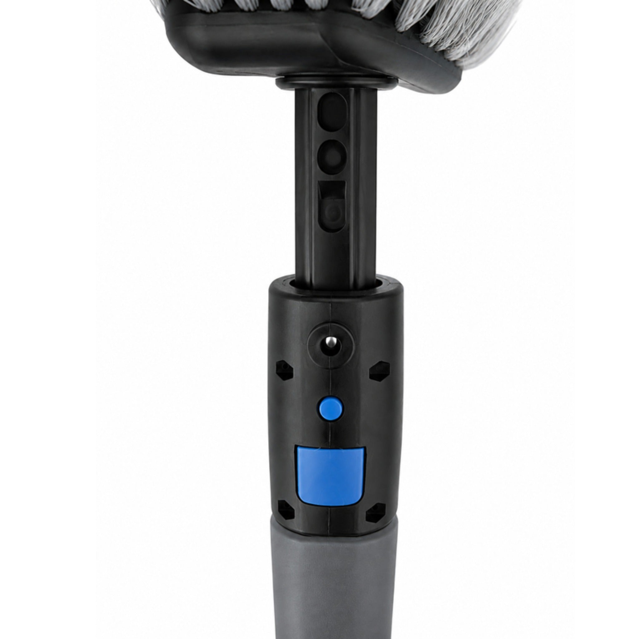 Fidlock quick-release macro with the Jake brush head fitted