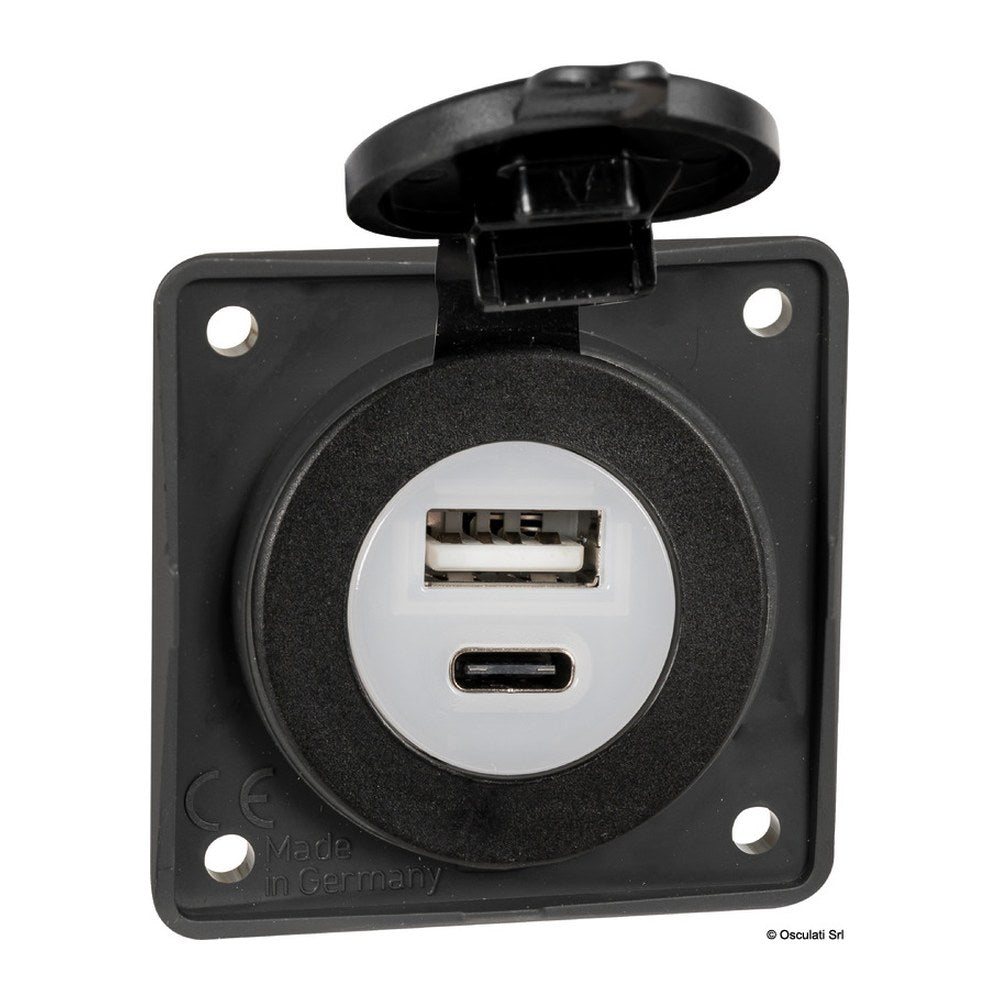 BERKER double USB A+C port 3+3A - foto originale Osculati Srl