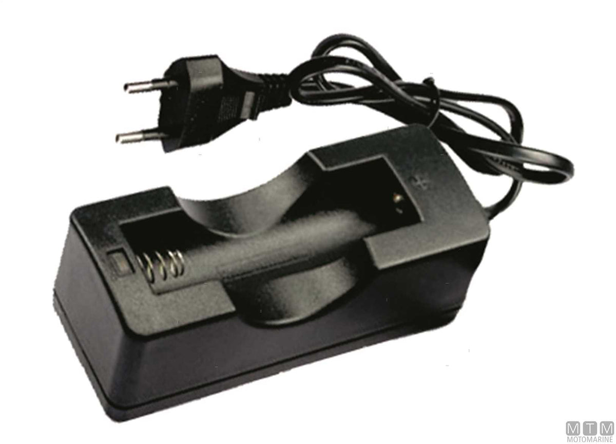 Battery charger for 18650-format batteries - original photo Motomarine Srl