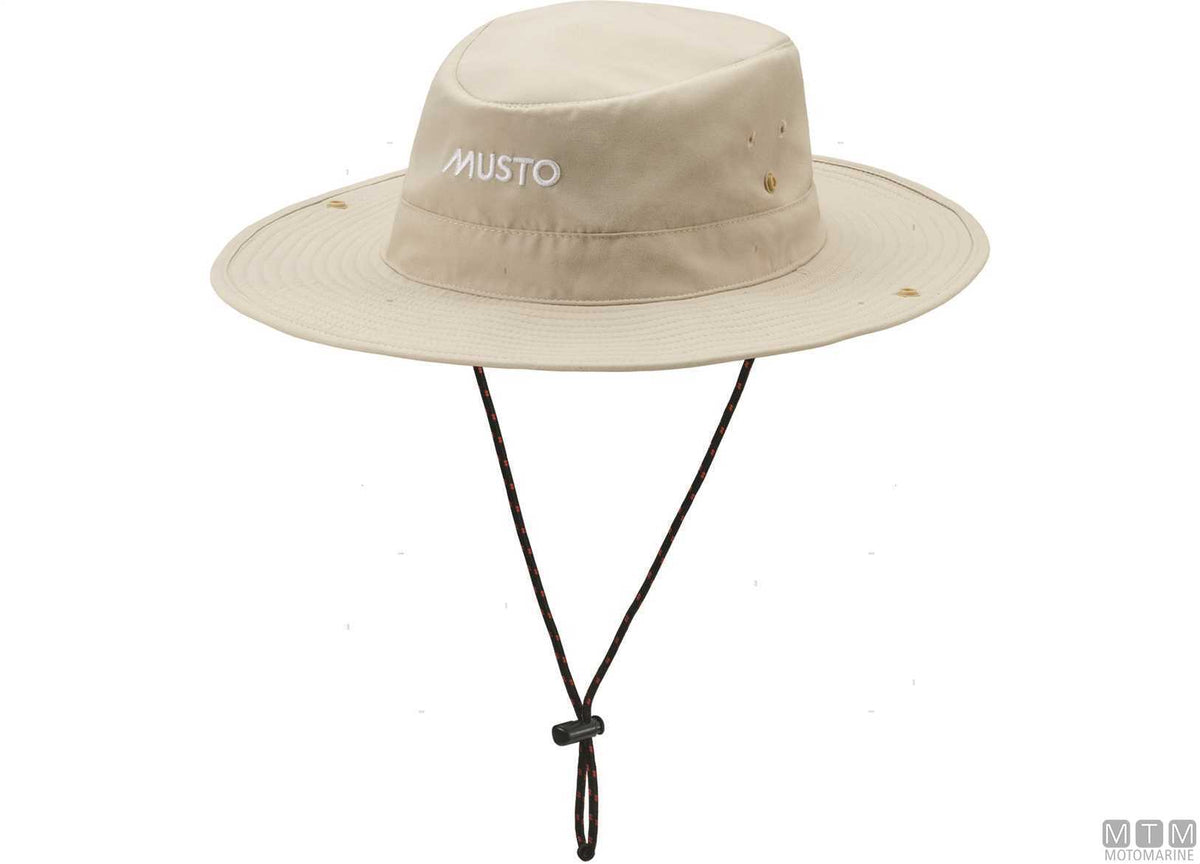 Musto Fast Dry Brimmed Hat 002 White L/XL - original photo Motomarine Srl