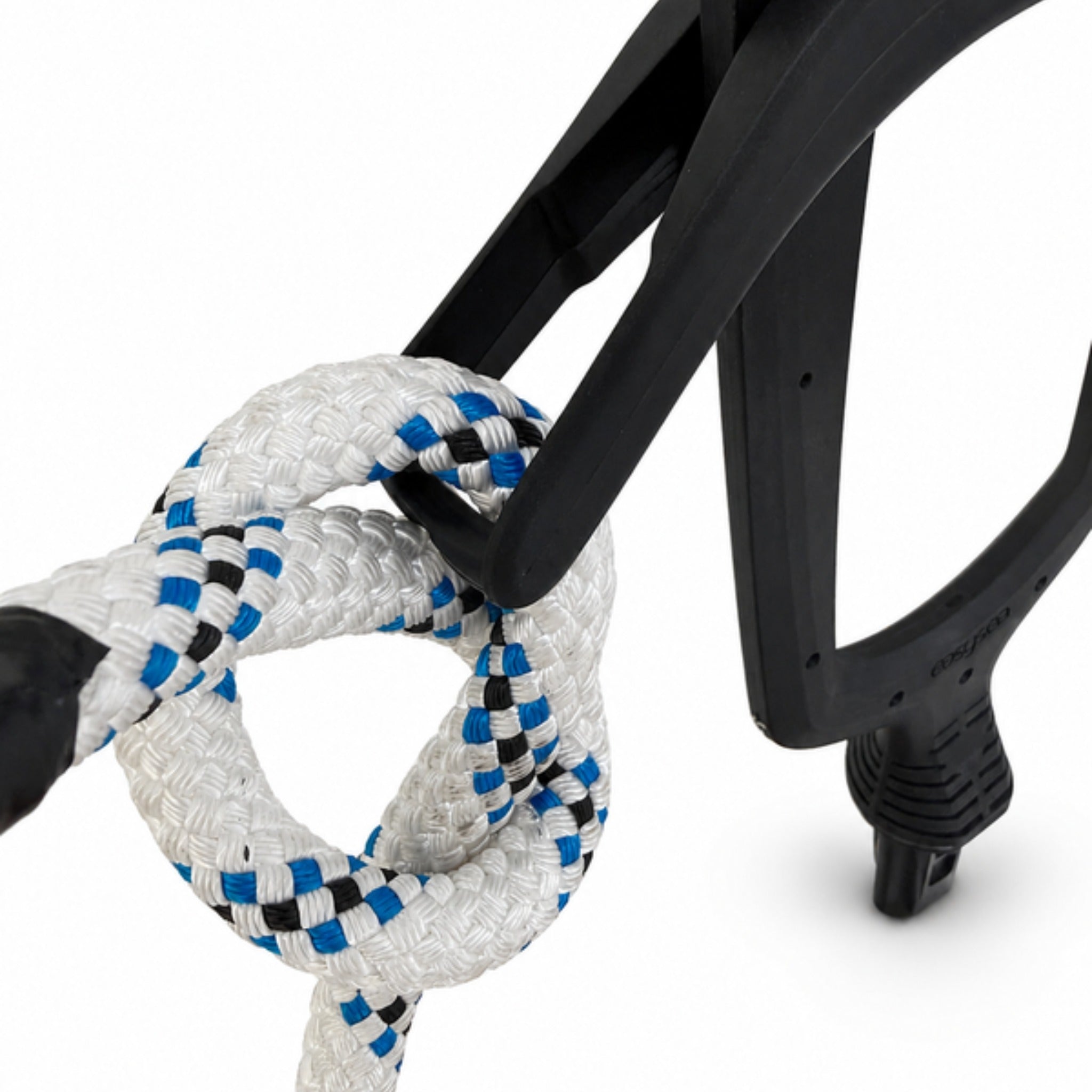 Macro of the mooring line held by the Jake line-passing head